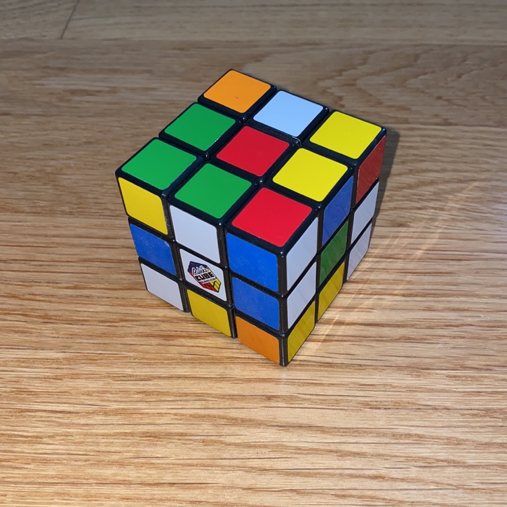 Rubik’s Cube Puzzle Game - Vintage early 2000’s
